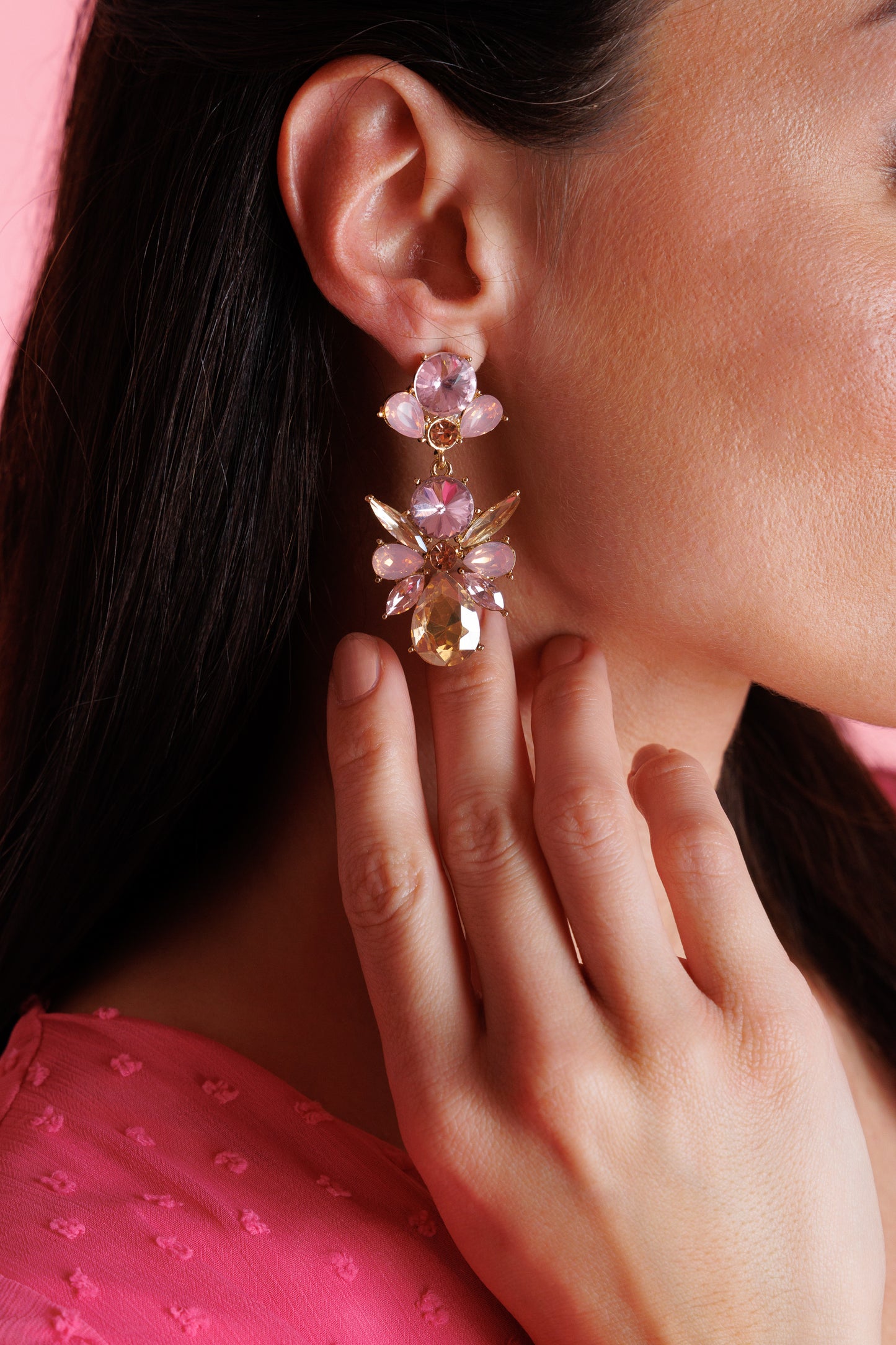 Earrings with pink crystals