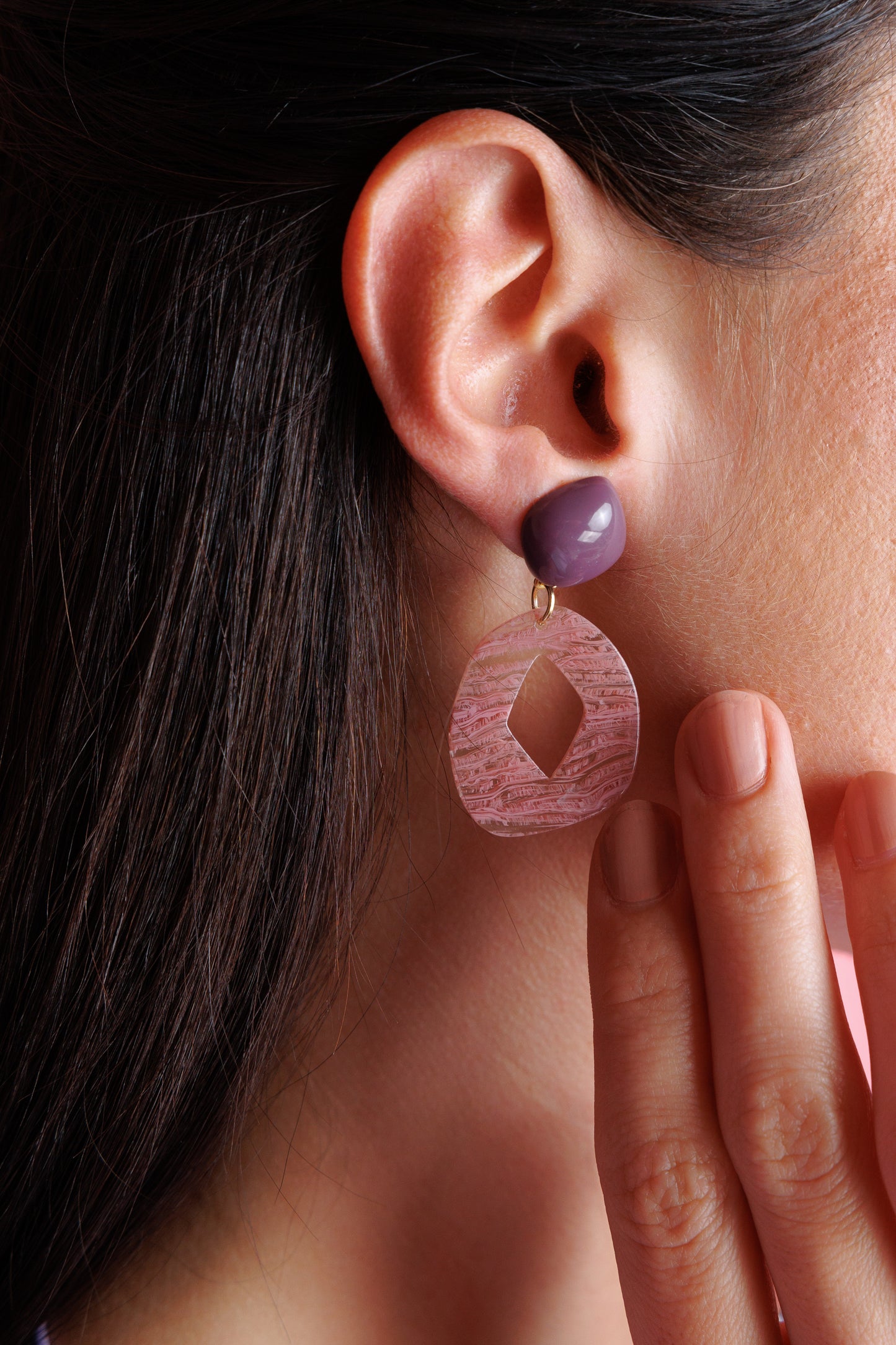 Resin drop earrings